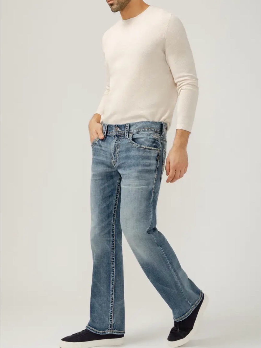 Silver Jean co | Zac relaxes fit straight leg | indigo | light stitched 31x32